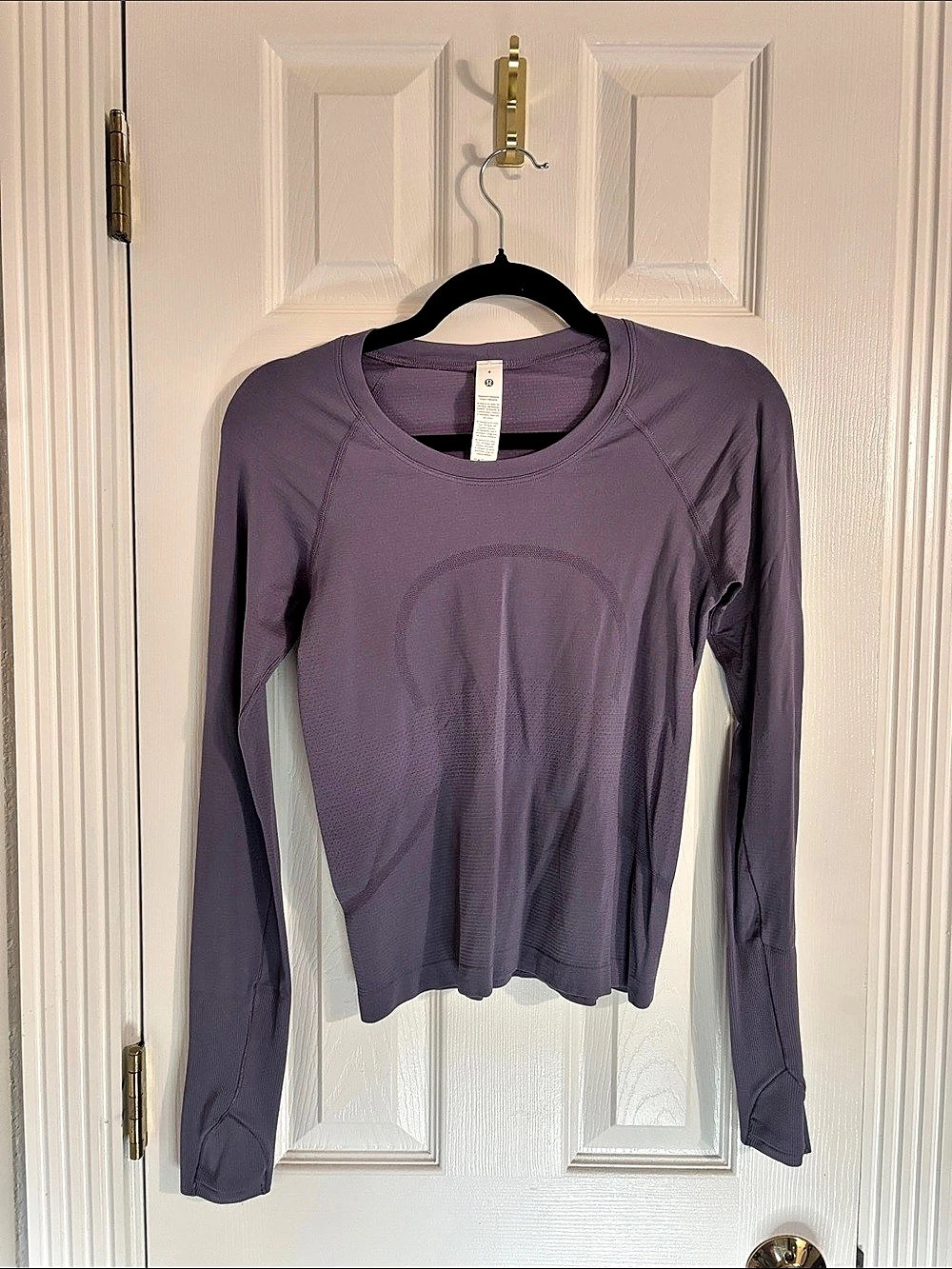 Lululemon Long Sleeve Purple Top Size 6